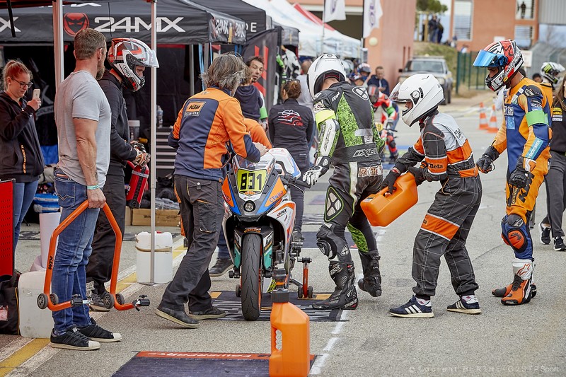 Ravitaillement ktm 250 rc 3 heures du luc 2019