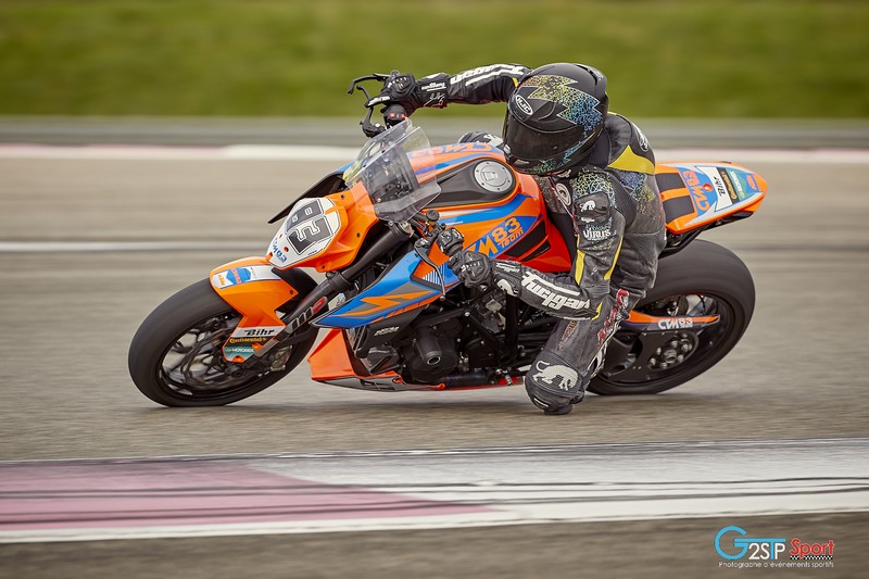 adrian parassol ctm 83 team ktm super duke cup challenge protwin 2017